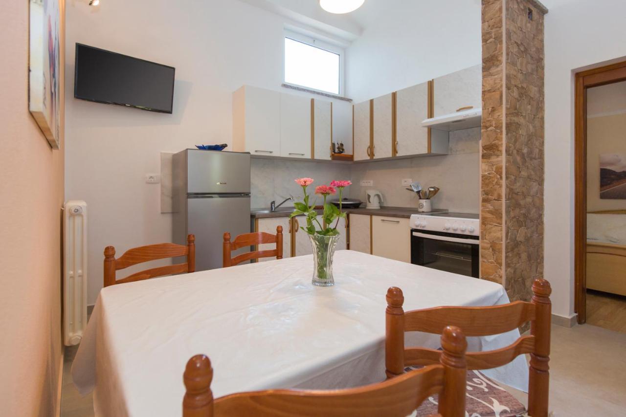 לאבין Apartman Ana מראה חיצוני תמונה