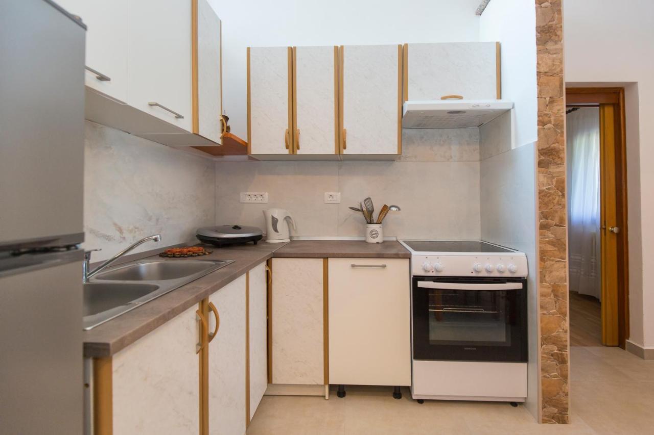 לאבין Apartman Ana מראה חיצוני תמונה