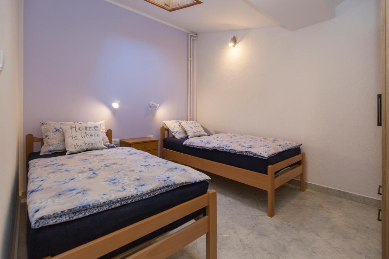 לאבין Apartman Ana מראה חיצוני תמונה